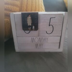 Rae Dunn Calendar Block